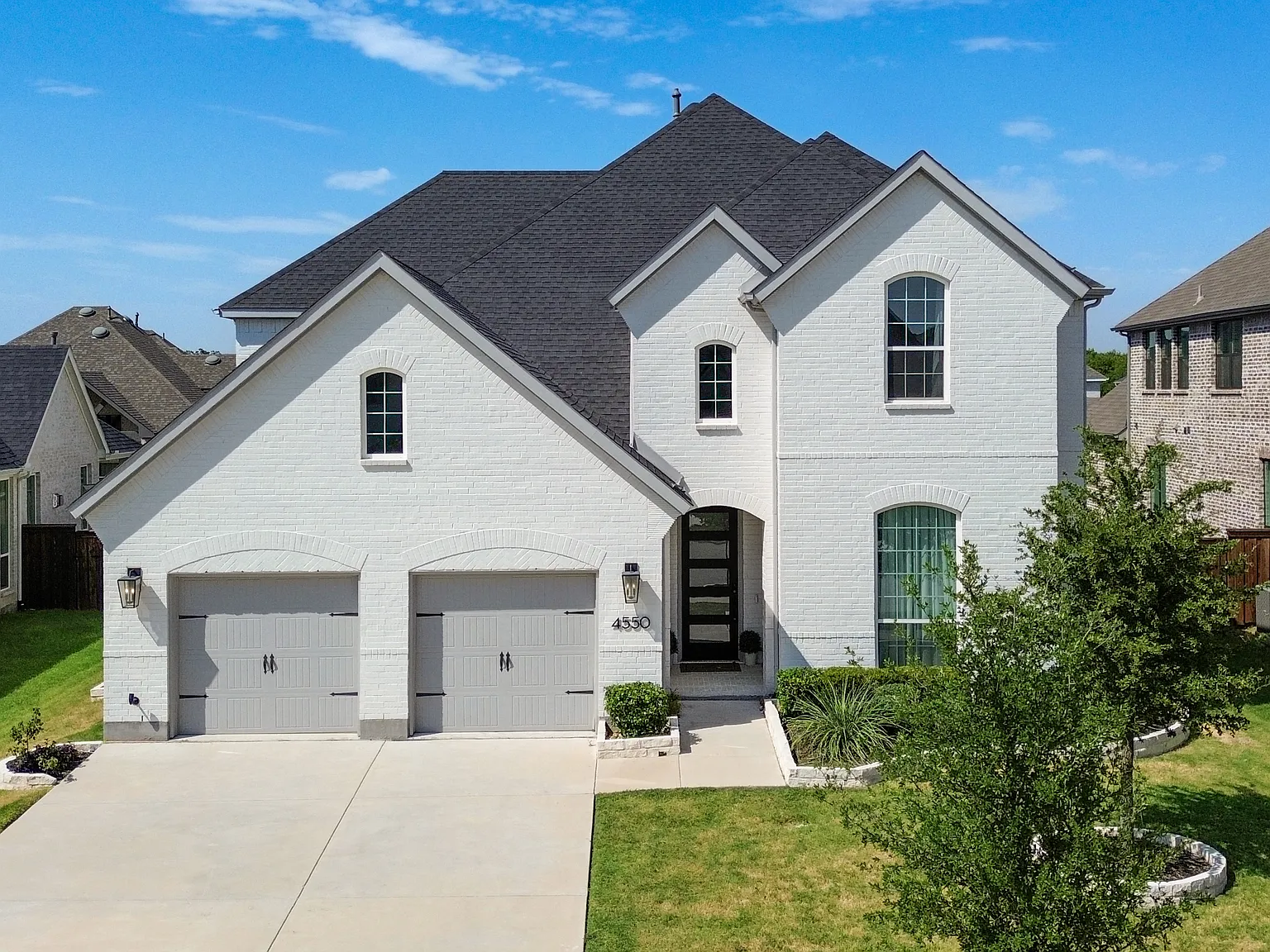 4 bed, 3703 sqft, $4,995 — Photo 2