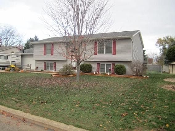 1st image of 3301 Turnberry Dr