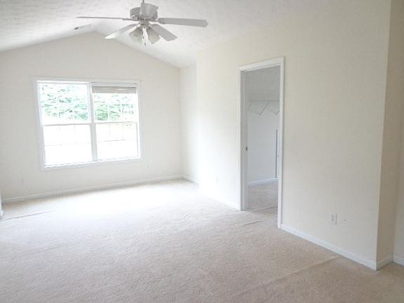2nd image of 1376 River Club Dr NE