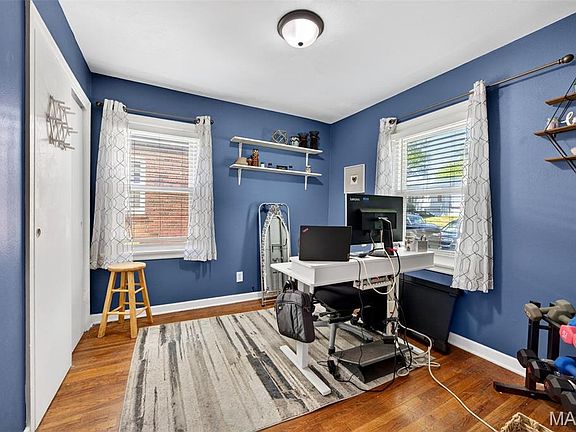 5th image of 10338 Saint Henry Ln