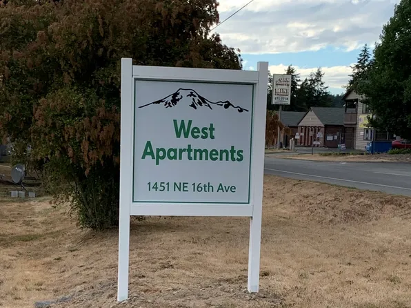 1451 NE 16th Ave, Oak Harbor, WA 98277