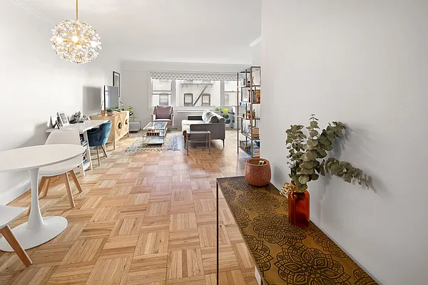 Sold by Level Group | media 6