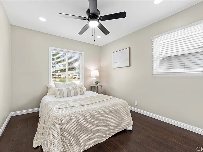 232 Olive Pl — Photo 21