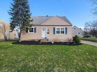 110 Nicholas Dr N, Tonawanda, NY 14150