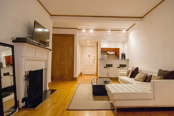 Rented by WAM Partners - William Moses Co. | media 40