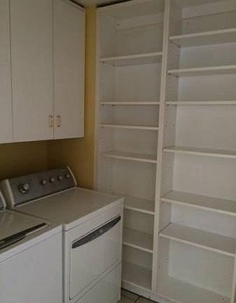 4th image of 4218 McKellar Ln