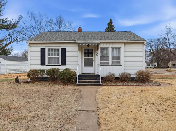 955 23rd Ave, Rock Island, IL 61201