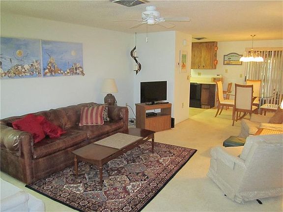 4th image of 217 High Point Dr #A