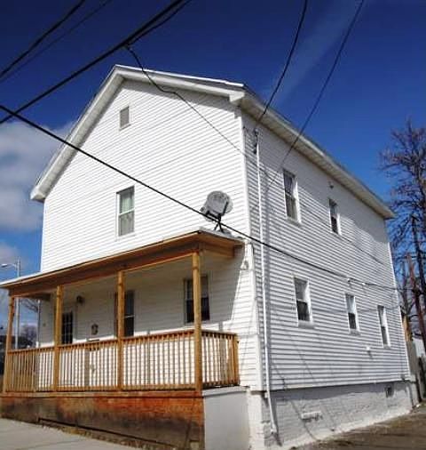 2nd image of 113 Sargeant St