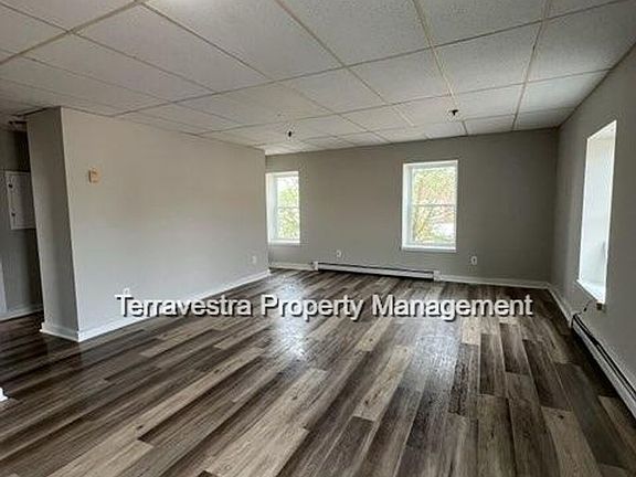 4th image of 231-233 High St N #2A