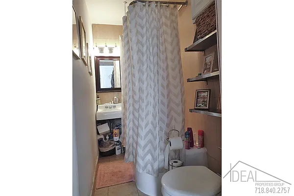 Rented by Ideal Properties Group | media 8