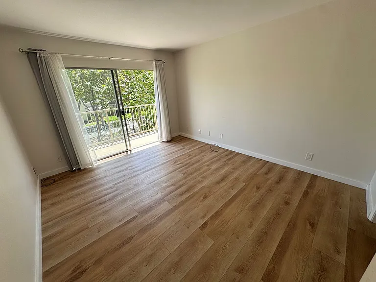 390 E Surfside Dr — Photo 15