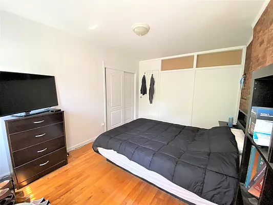Rented by Douglas Elliman | media 9