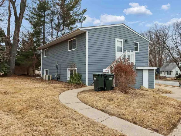 1928 F St #&-1929, Iowa City, IA 52240