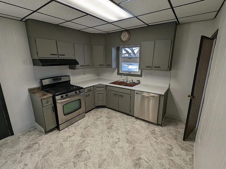 1624 S Highland Ave — Photo 9