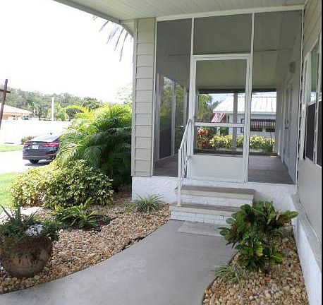 5th image of 5472 Halifax Dr #403