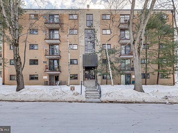 2nd image of 400 Glendale Rd #D33