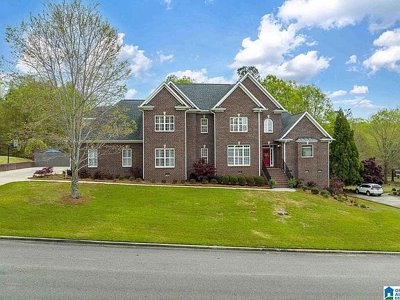 2nd image of 6 Ashley Oaks Ln