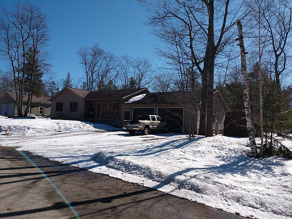 3rd image of 1365 Lenore St