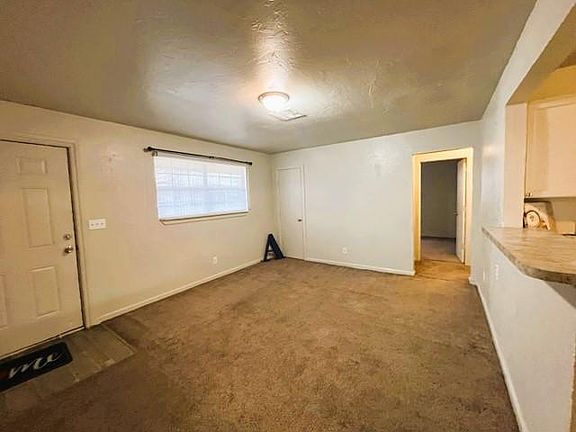 3rd image of 6505 S Phillips Ave