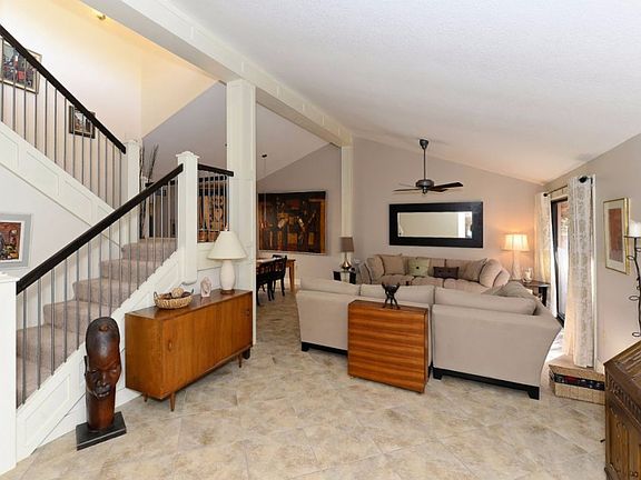5th image of 4623 Oak Hollow Dr