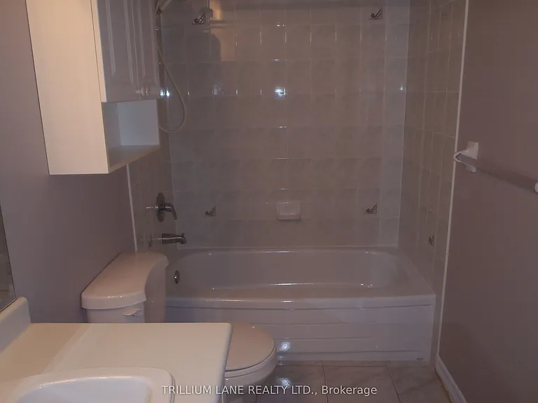 211 Randolph Rd #203 — Photo 11
