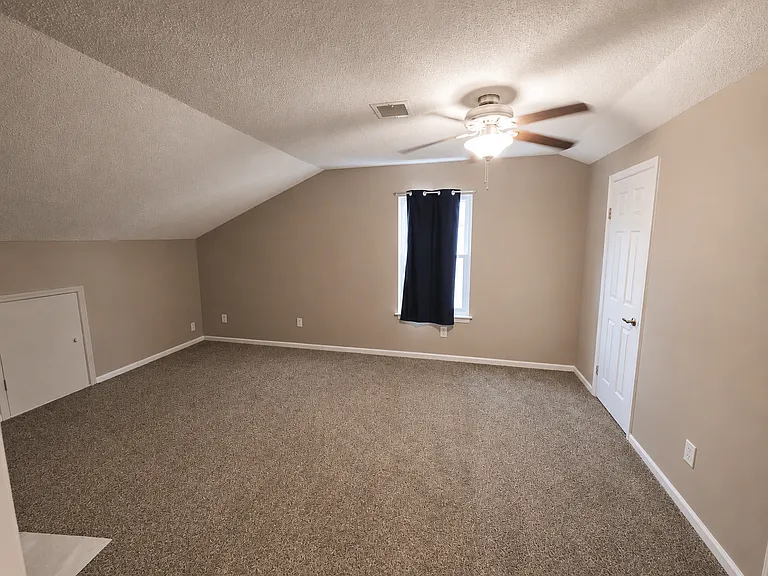 1836 Haviland Dr — Photo 6