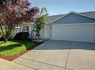 512 Mountain View Dr, Central Pt, OR 97502