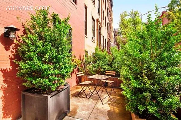 Rented by Corcoran | media 27