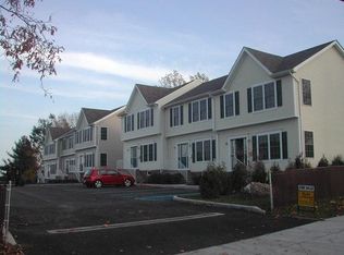 35 Highland Ave, New Rochelle, NY 10801