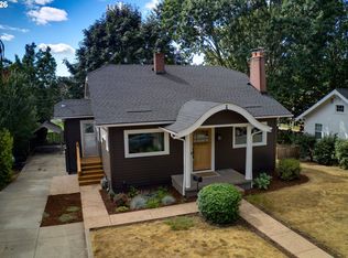 2406 SW Troy St, Portland, OR 97219