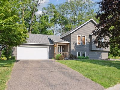 6605 49th Street Ct N, Oakdale, MN, 55128