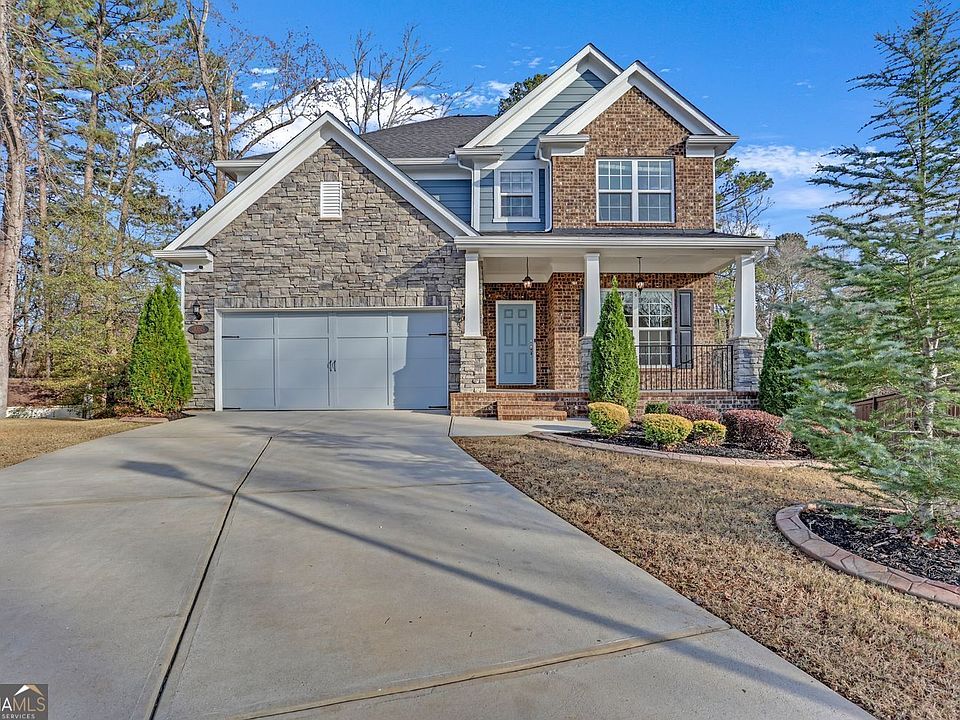 1st image of 3085 Alcazar Dr