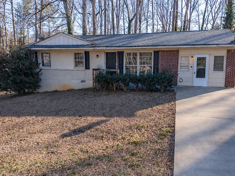 4446 Falcon Ct — Photo 1