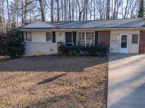 4446 Falcon Ct, Conley, GA 30288