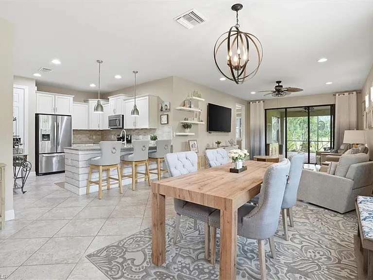 5769 Mayflower Way — Photo 9