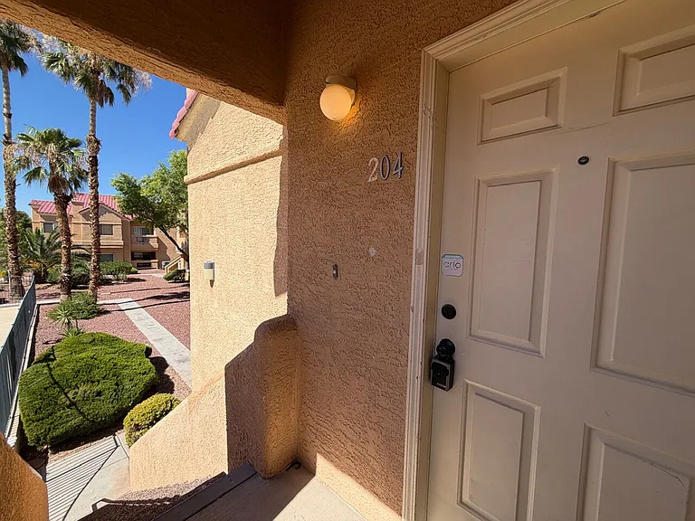 900 Heavenly Hills Ct #204 — Photo 52