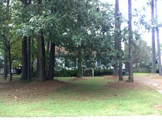 5912 Brushwood Ct, Raleigh, NC 27612