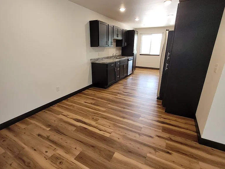5282 Christopher Dr — Photo 6