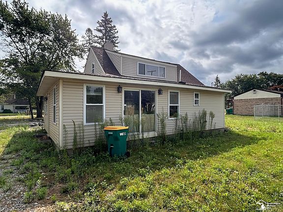 3rd image of 8092 Marlowe Rd