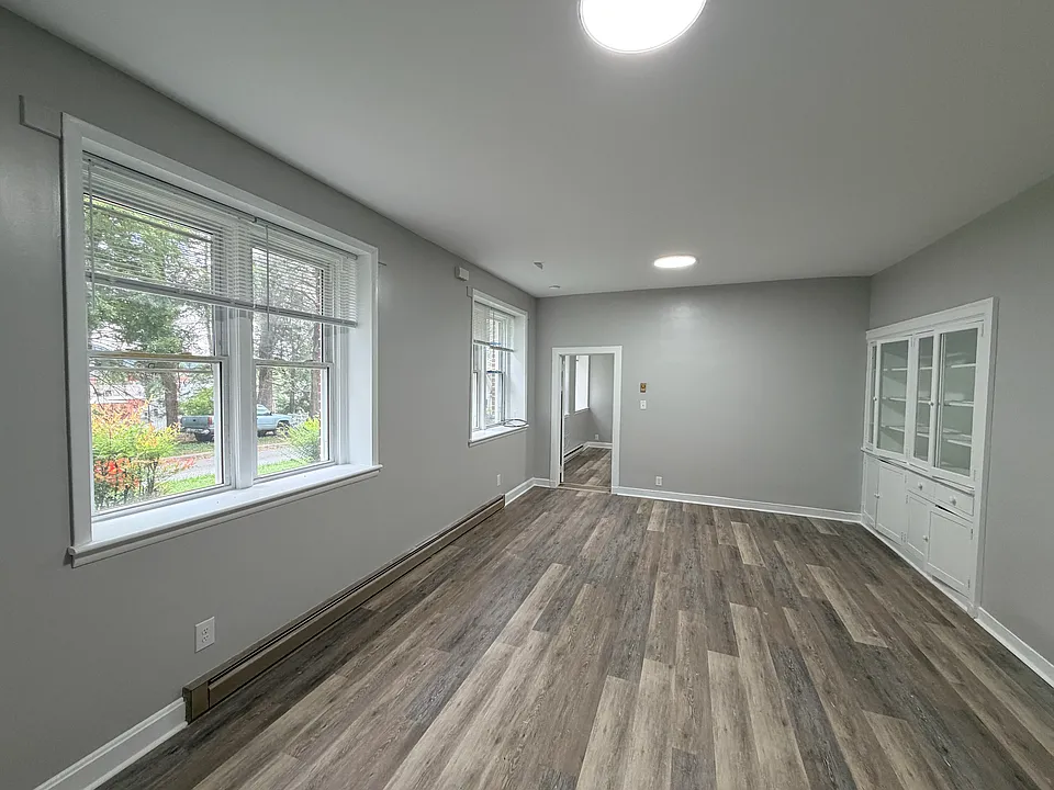 35 James Dr #1A