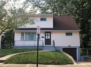 948 Kennebec Ave, Akron, OH