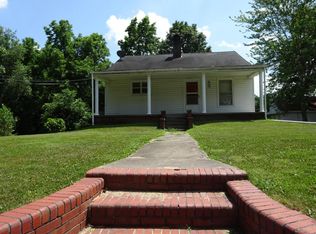 1105 W Ogara St, Harrisburg, IL 62946