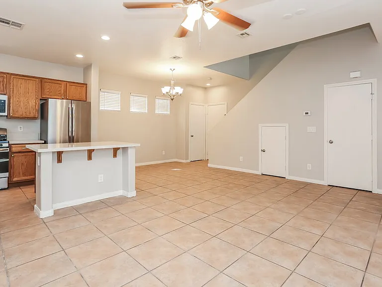 6425 Butterfly Sky St — Photo 5