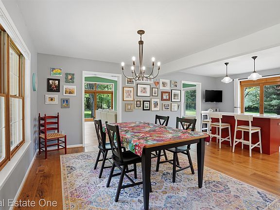 5th image of 1765 Rowe Rd
