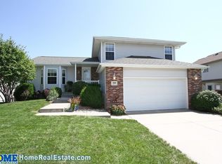 5010 Larkspur Ln, Lincoln, NE 68521