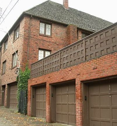 Private, secured garage w/auto-entry