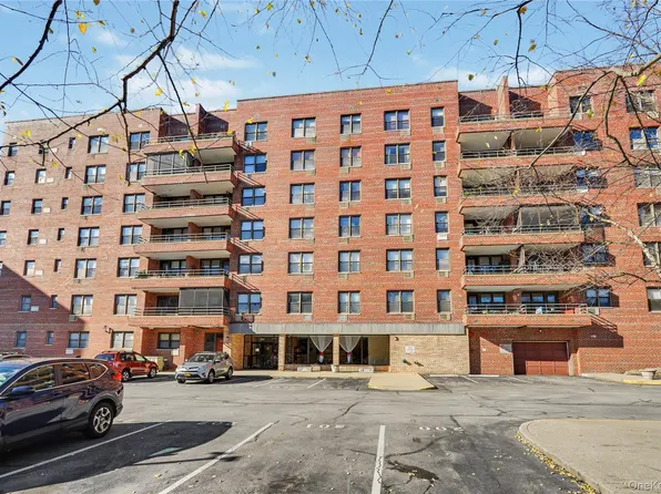 60 Barker #323, Mount Kisco, NY 10549