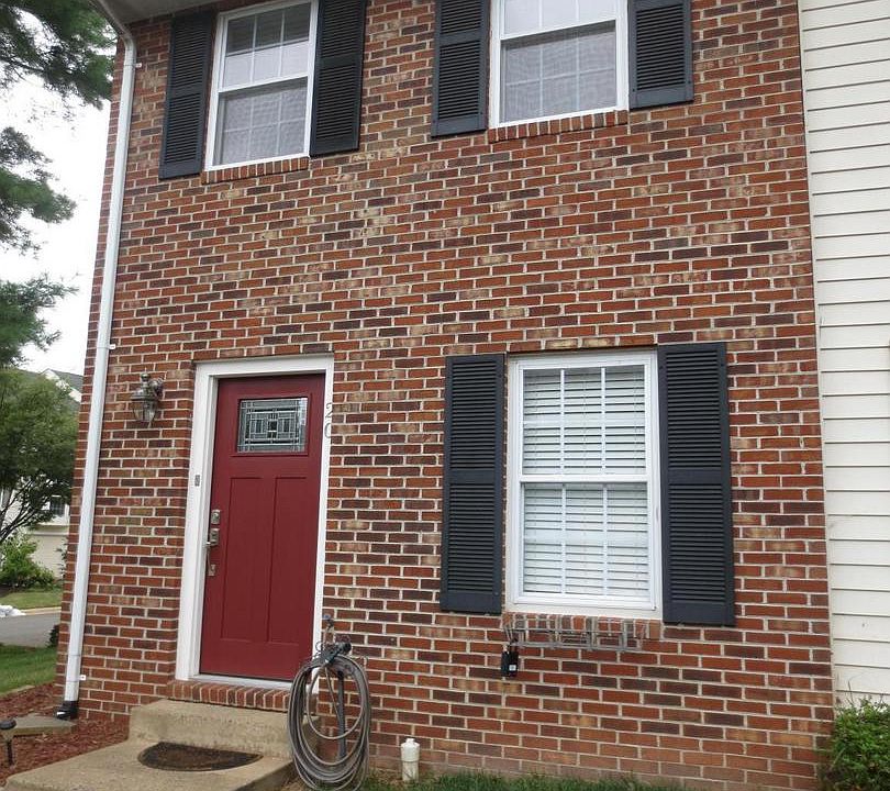 1st image of 20 Kingsbridge Ct