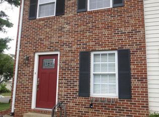 20 Kingsbridge Ct, Warrenton, VA 20186